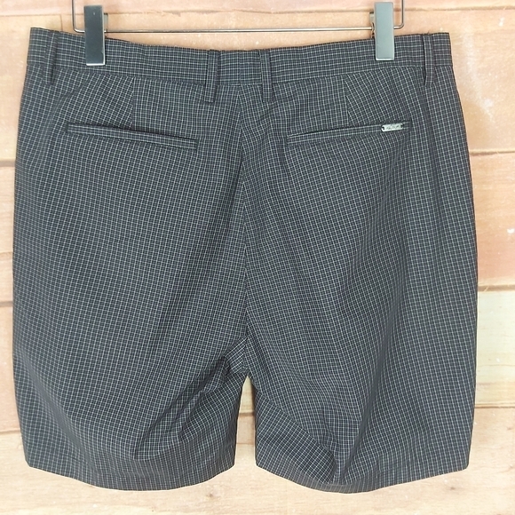 𝅺🍄3/50$🍄 GREG NORMAN plaid golf casual bermuda men's shorts size 36 - Picture 5 of 8